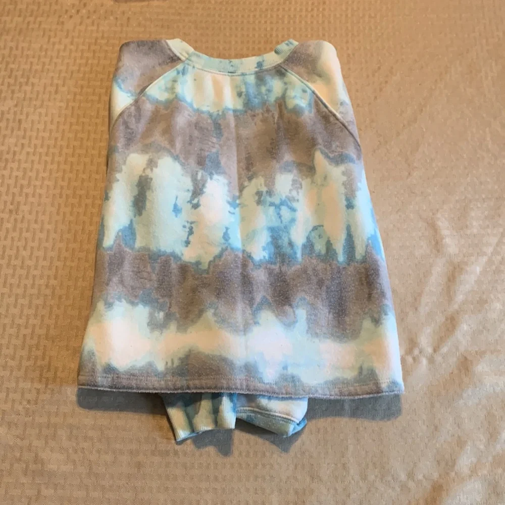 Justice‎ Active Sweater Short long sleeves Size 10